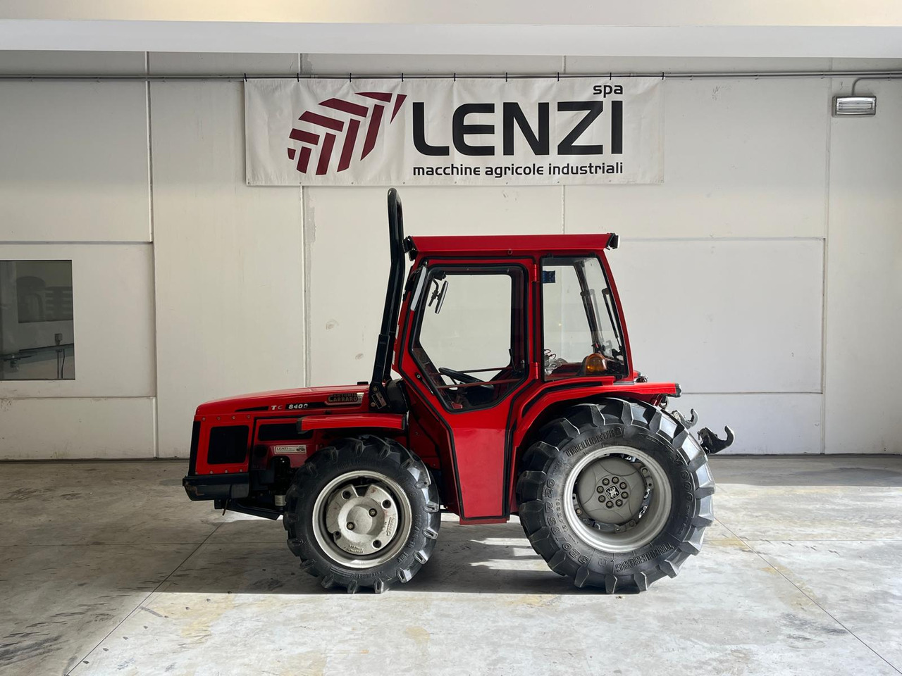 ANTONIO CARRARO TC 8400 F - Τρακτέρ: φωτογραφία 1 ANTONIO CARRARO TC 8400 F - Τρακτέρ: φωτογραφία 1