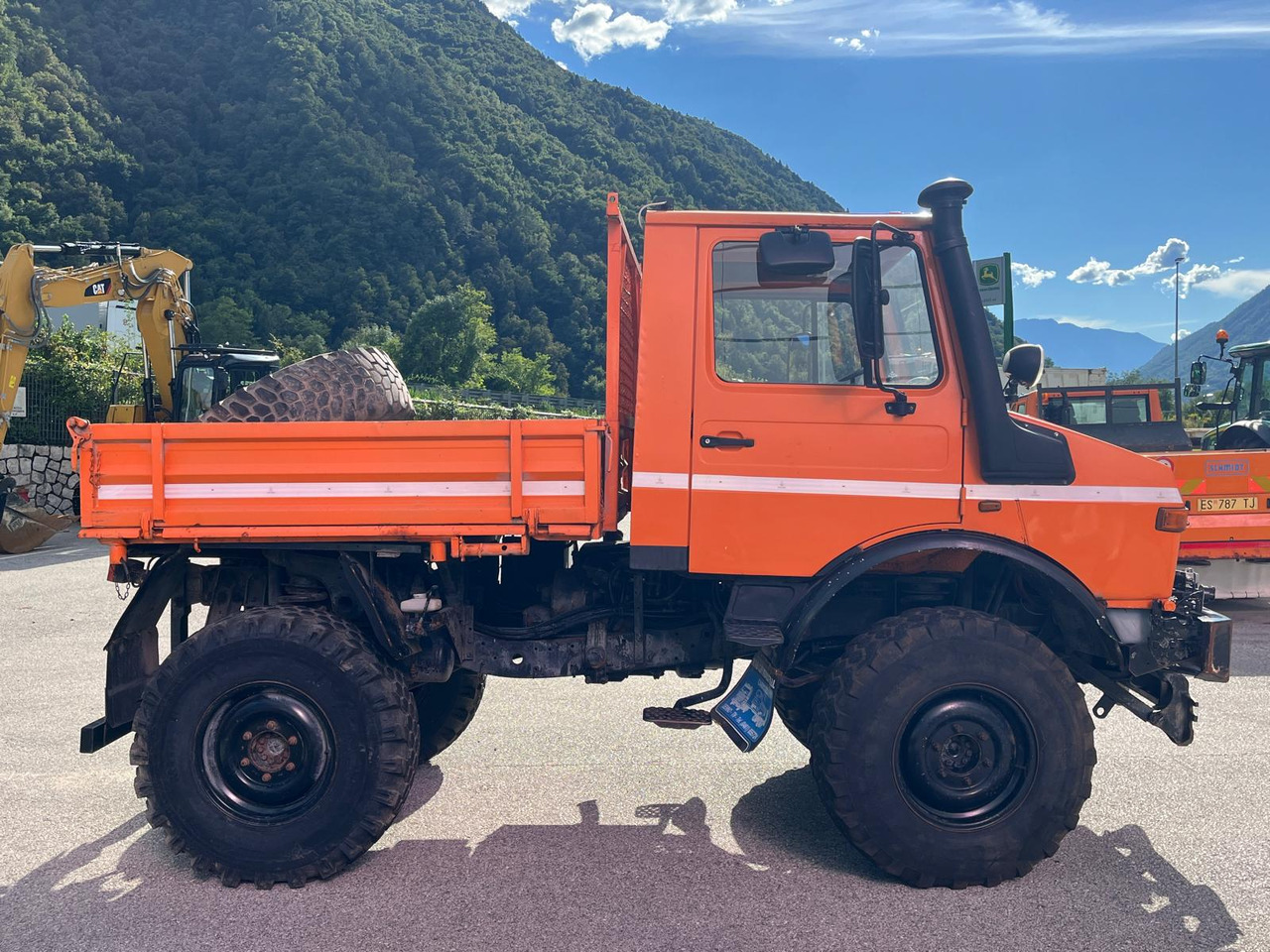 MERCEDES BENZ UNIMOG U1200 – 70 - Φορτηγό ανατρεπόμενο: φωτογραφία 5 MERCEDES BENZ UNIMOG U1200 – 70 - Φορτηγό ανατρεπόμενο: φωτογραφία 5