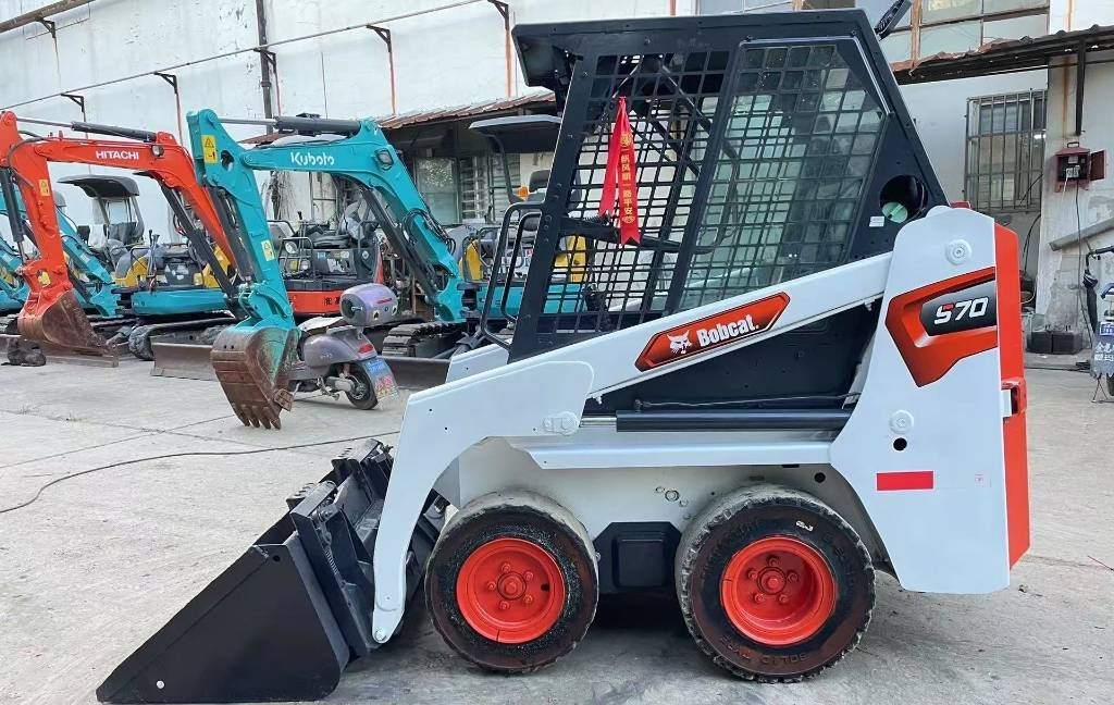 Bobcat S 70 - Φορτωτής πλάγιας ολίσθησης: φωτογραφία 1 Bobcat S 70 - Φορτωτής πλάγιας ολίσθησης: φωτογραφία 1