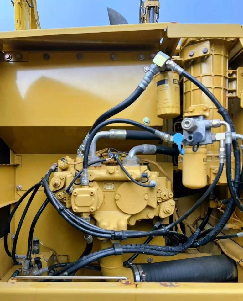 CAT 320 C - Ερπυστριοφόρος εκσκαφέας: φωτογραφία 3 CAT 320 C - Ερπυστριοφόρος εκσκαφέας: φωτογραφία 3