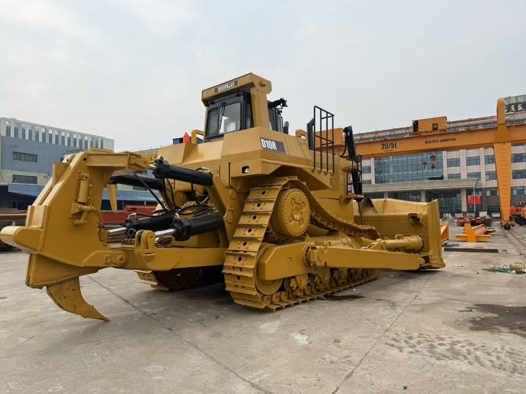 CAT D 10 R - Μπουλντόζα: φωτογραφία 1 CAT D 10 R - Μπουλντόζα: φωτογραφία 1