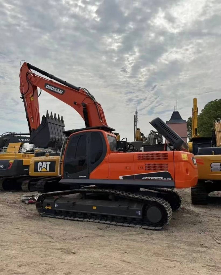 Doosan 225 DX - Ερπυστριοφόρος εκσκαφέας: φωτογραφία 1 Doosan 225 DX - Ερπυστριοφόρος εκσκαφέας: φωτογραφία 1
