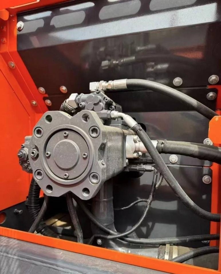 Doosan 225 DX - Ερπυστριοφόρος εκσκαφέας: φωτογραφία 2 Doosan 225 DX - Ερπυστριοφόρος εκσκαφέας: φωτογραφία 2