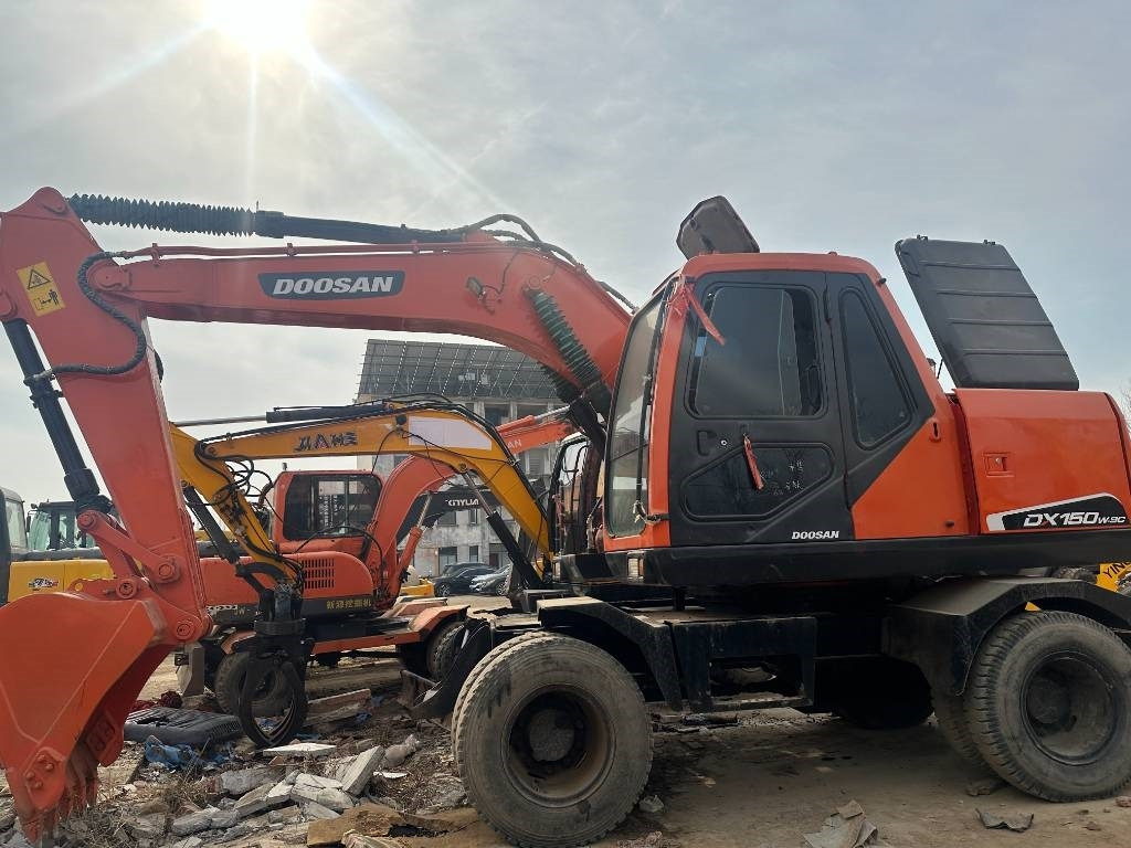 Doosan DH 150 W-7 - Τροχοφόρος εκσκαφέας: φωτογραφία 5 Doosan DH 150 W-7 - Τροχοφόρος εκσκαφέας: φωτογραφία 5