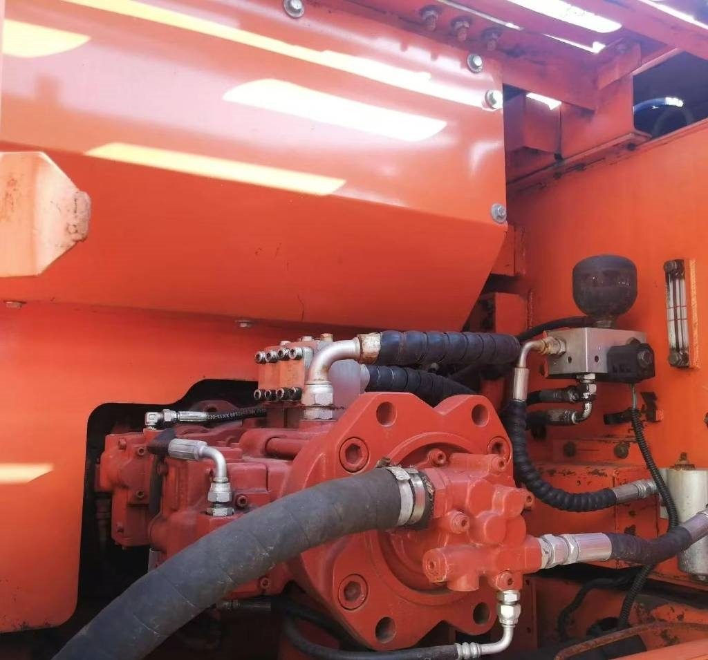 Doosan DH 220 - Ερπυστριοφόρος εκσκαφέας: φωτογραφία 5 Doosan DH 220 - Ερπυστριοφόρος εκσκαφέας: φωτογραφία 5