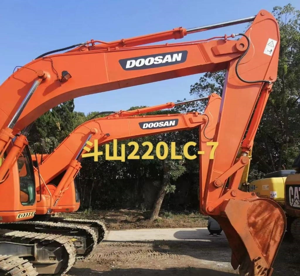 Doosan DH 220 - Ερπυστριοφόρος εκσκαφέας: φωτογραφία 3 Doosan DH 220 - Ερπυστριοφόρος εκσκαφέας: φωτογραφία 3