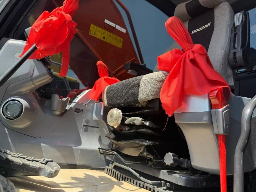 Doosan DX 340 - Ερπυστριοφόρος εκσκαφέας: φωτογραφία 5 Doosan DX 340 - Ερπυστριοφόρος εκσκαφέας: φωτογραφία 5