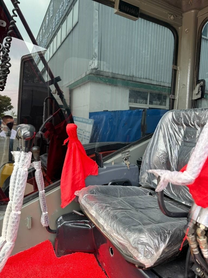 Hitachi ZX 55  - Μίνι εκσκαφέας: φωτογραφία 5 Hitachi ZX 55  - Μίνι εκσκαφέας: φωτογραφία 5