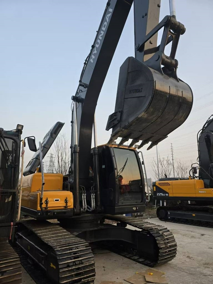 Hyundai 220-9 - Μίνι εκσκαφέας: φωτογραφία 3 Hyundai 220-9 - Μίνι εκσκαφέας: φωτογραφία 3
