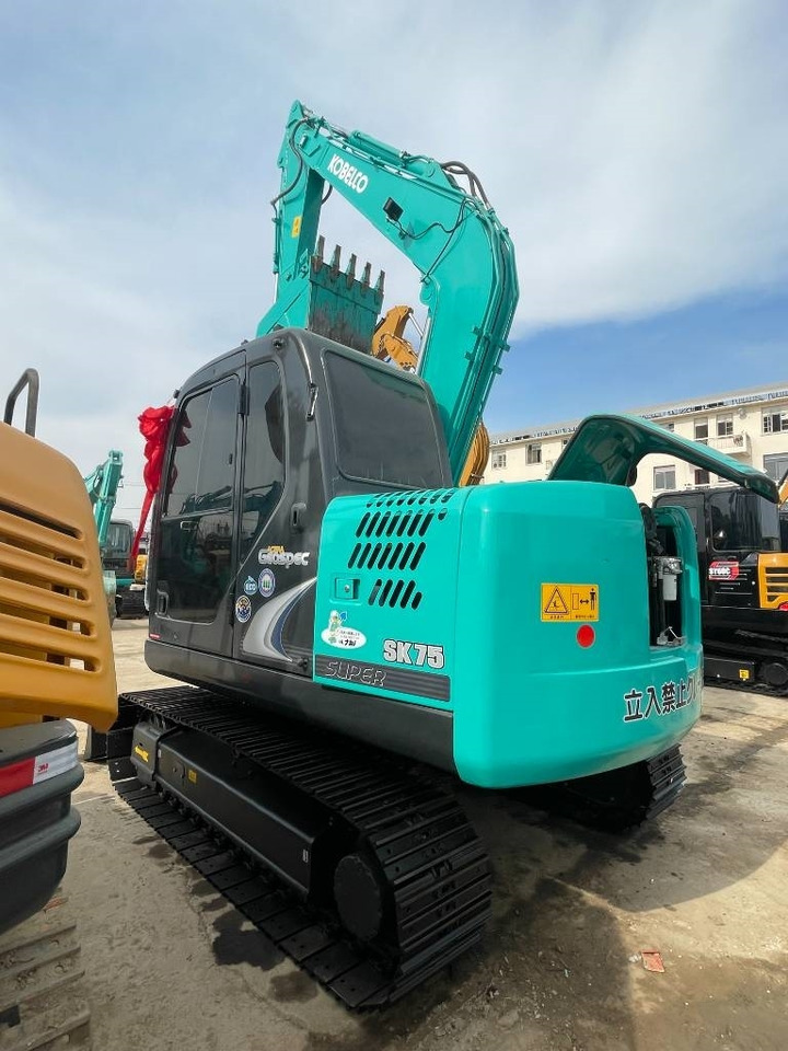 Kobelco SK 75 - Μίνι εκσκαφέας: φωτογραφία 5 Kobelco SK 75 - Μίνι εκσκαφέας: φωτογραφία 5