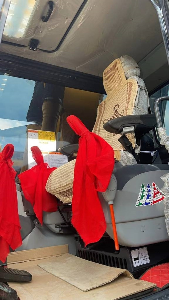 Komatsu PC 160 - Ερπυστριοφόρος εκσκαφέας: φωτογραφία 5 Komatsu PC 160 - Ερπυστριοφόρος εκσκαφέας: φωτογραφία 5