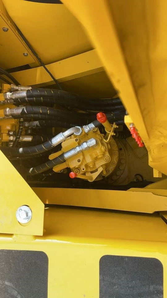 Komatsu PC 160 - Ερπυστριοφόρος εκσκαφέας: φωτογραφία 3 Komatsu PC 160 - Ερπυστριοφόρος εκσκαφέας: φωτογραφία 3