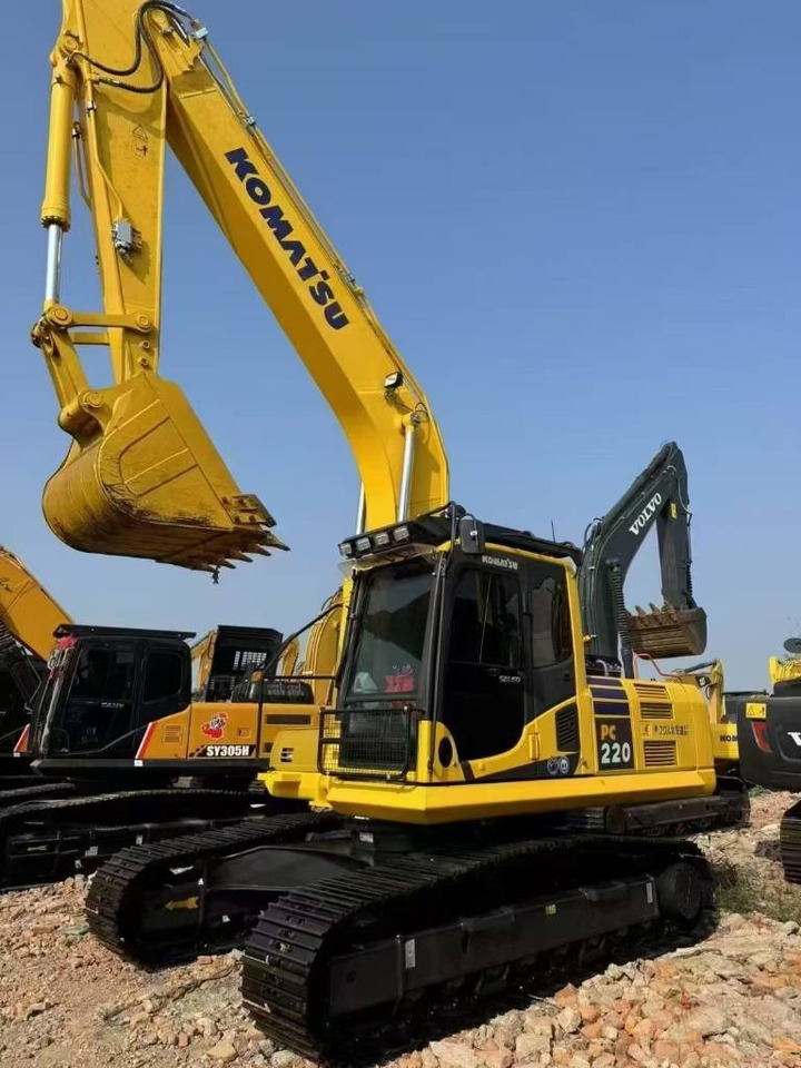 Ερπυστριοφόρος εκσκαφέας Komatsu PC 220: φωτογραφία 1