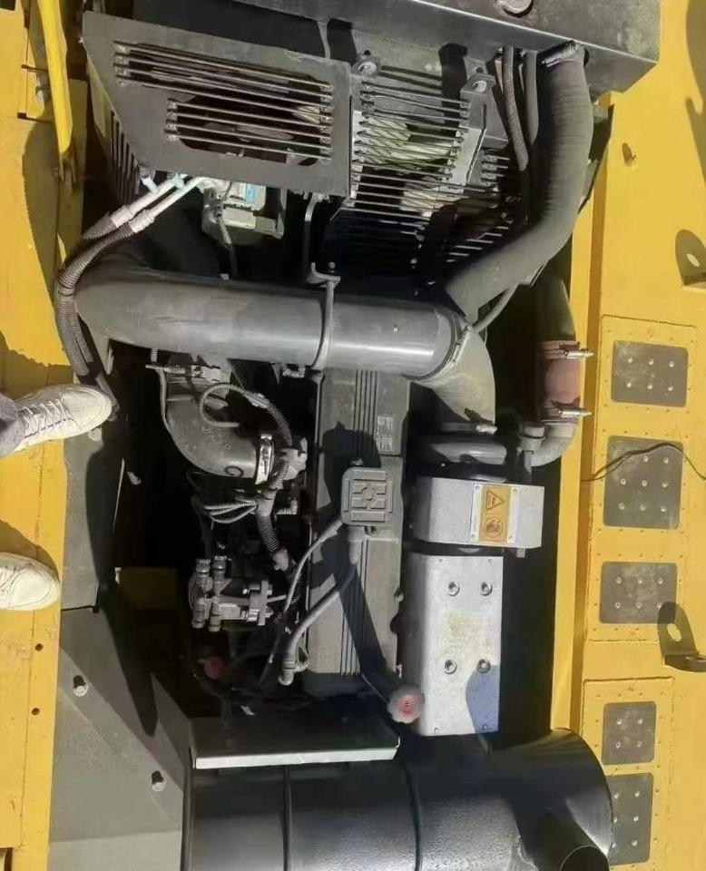 Komatsu PC 350-8 - Ερπυστριοφόρος εκσκαφέας: φωτογραφία 2 Komatsu PC 350-8 - Ερπυστριοφόρος εκσκαφέας: φωτογραφία 2