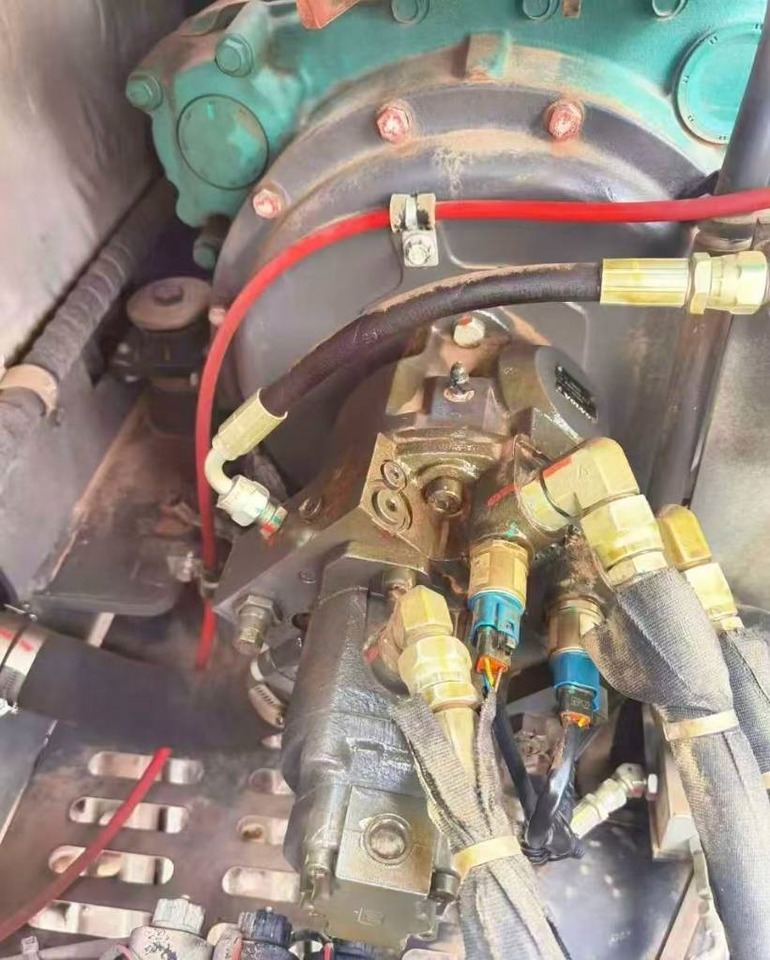 Volvo 55 - Ερπυστριοφόρος εκσκαφέας: φωτογραφία 5 Volvo 55 - Ερπυστριοφόρος εκσκαφέας: φωτογραφία 5