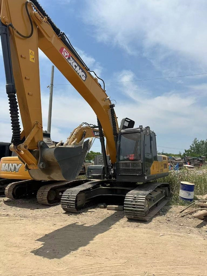 XCMG XE 215 DA - Ερπυστριοφόρος εκσκαφέας: φωτογραφία 1 XCMG XE 215 DA - Ερπυστριοφόρος εκσκαφέας: φωτογραφία 1