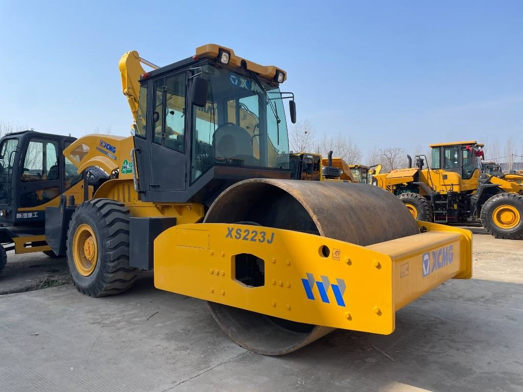 XCMG XS 223 J - Οδοστρωτήρες: φωτογραφία 2 XCMG XS 223 J - Οδοστρωτήρες: φωτογραφία 2