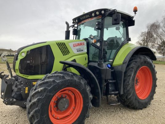 Claas AXION 820 CEBIS - Τρακτέρ: φωτογραφία 1 Claas AXION 820 CEBIS - Τρακτέρ: φωτογραφία 1