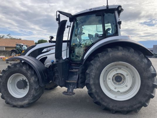 Valtra T214 DIRECT - Τρακτέρ: φωτογραφία 4 Valtra T214 DIRECT - Τρακτέρ: φωτογραφία 4
