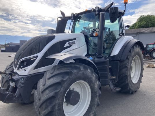 Valtra T214 DIRECT - Τρακτέρ: φωτογραφία 1 Valtra T214 DIRECT - Τρακτέρ: φωτογραφία 1