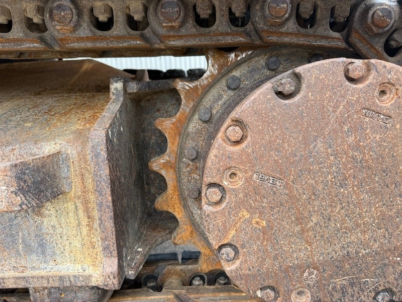 Ερπυστριοφόρος εκσκαφέας Hitachi ZX 135 US-5B: φωτογραφία 7 Ερπυστριοφόρος εκσκαφέας Hitachi ZX 135 US-5B: φωτογραφία 7