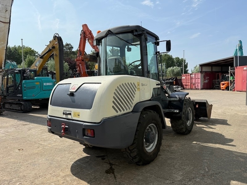 Terex TL 80 High Speed - Ελαστιχοφόρος φορτωτής: φωτογραφία 4 Terex TL 80 High Speed - Ελαστιχοφόρος φορτωτής: φωτογραφία 4