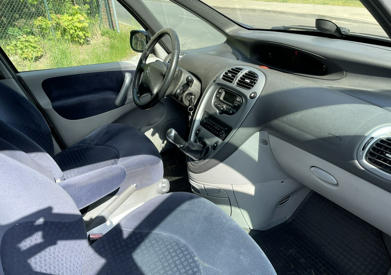 Citroen Xsara Picasso Citroen Xsara Picasso 1.6HDI-110KM Klima tempomat 2006 - Αυτοκίνητο: φωτογραφία 5 Citroen Xsara Picasso Citroen Xsara Picasso 1.6HDI-110KM Klima tempomat 2006 - Αυτοκίνητο: φωτογραφία 5