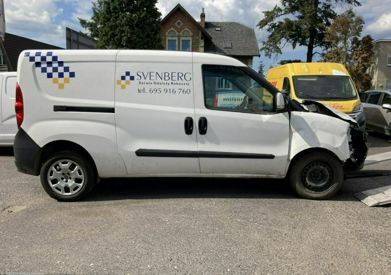 Fiat Doblo Fiat Doblo MAXI 1,6 jtd ECO Flex 105KM Klima 2021 Salon PL - Βαν: φωτογραφία 3 Fiat Doblo Fiat Doblo MAXI 1,6 jtd ECO Flex 105KM Klima 2021 Salon PL - Βαν: φωτογραφία 3