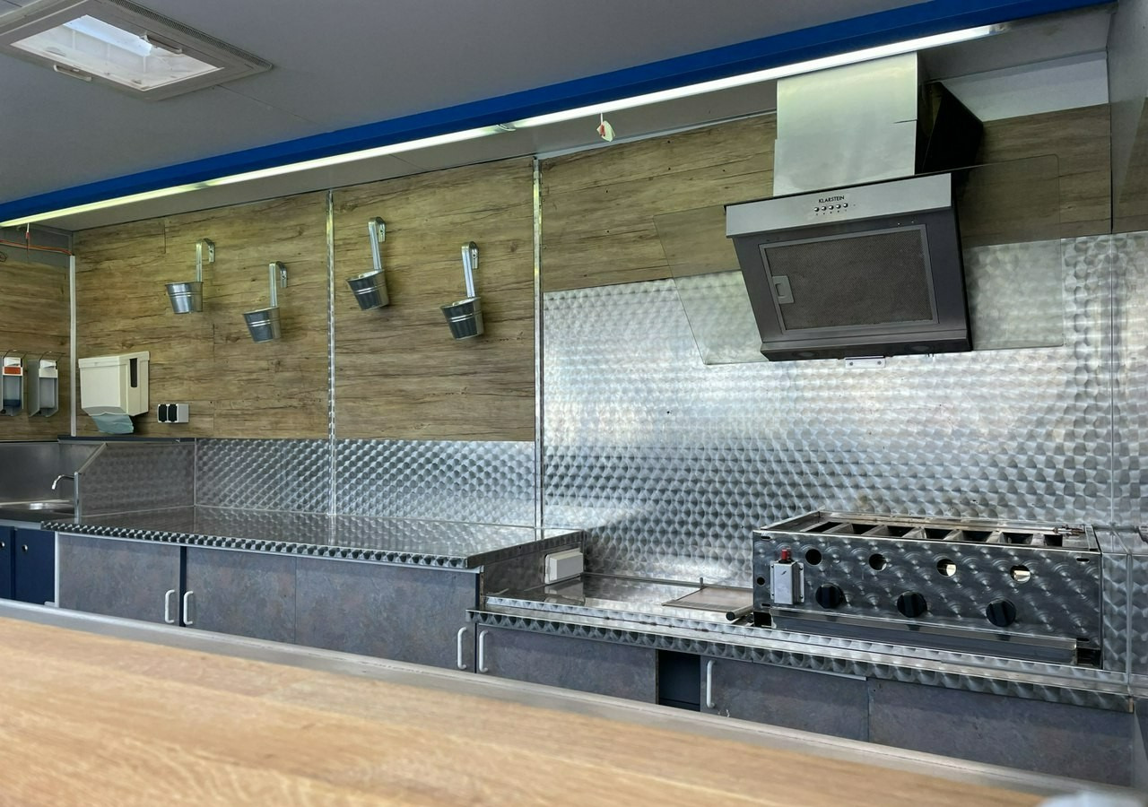 Fiat Ducato Autosklep Gastronomiczny food truck foodtruck sklep W-zasil DMC 350 - Αυτοκινούμενη καντίνα: φωτογραφία 4 Fiat Ducato Autosklep Gastronomiczny food truck foodtruck sklep W-zasil DMC 350 - Αυτοκινούμενη καντίνα: φωτογραφία 4