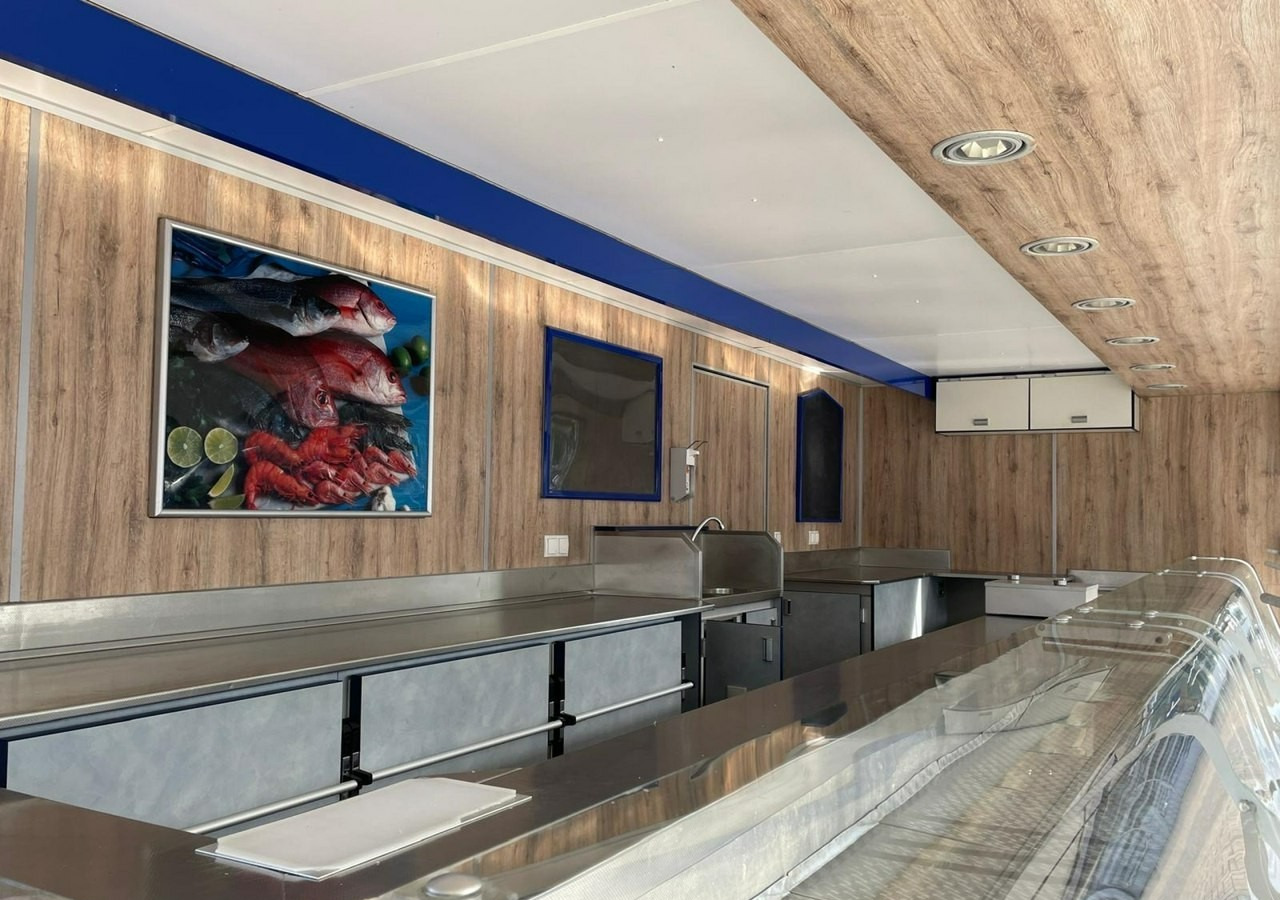 Fiat Ducato Autosklep wędlin Gastronomiczna food truck foodtruck sklep Borco 201 - Αυτοκινούμενη καντίνα: φωτογραφία 2 Fiat Ducato Autosklep wędlin Gastronomiczna food truck foodtruck sklep Borco 201 - Αυτοκινούμενη καντίνα: φωτογραφία 2