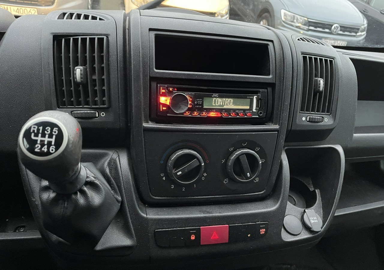 Fiat Ducato Ducato 3.0-180KM Chłodnia Konvekta Model 2015 - Επαγγελματικό αυτοκίνητο ψυγείο: φωτογραφία 5 Fiat Ducato Ducato 3.0-180KM Chłodnia Konvekta Model 2015 - Επαγγελματικό αυτοκίνητο ψυγείο: φωτογραφία 5