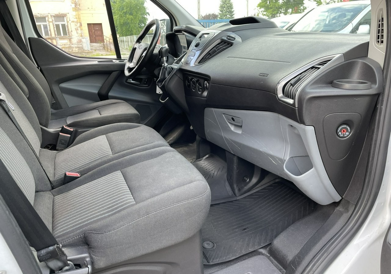 Ford Transit Transit Custom Transit Custom 2.0 Klima 153tkm Model 2018 - Βαν: φωτογραφία 4 Ford Transit Transit Custom Transit Custom 2.0 Klima 153tkm Model 2018 - Βαν: φωτογραφία 4