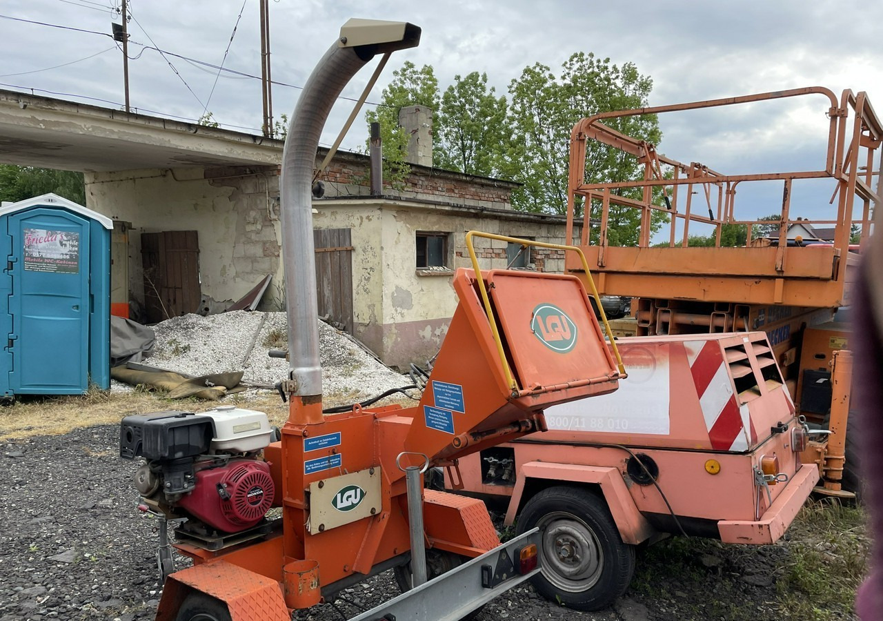 Honda Civic VIII Rębak rozdrabniacz do gałęzi drewna - Αυτοκίνητο: φωτογραφία 2 Honda Civic VIII Rębak rozdrabniacz do gałęzi drewna - Αυτοκίνητο: φωτογραφία 2