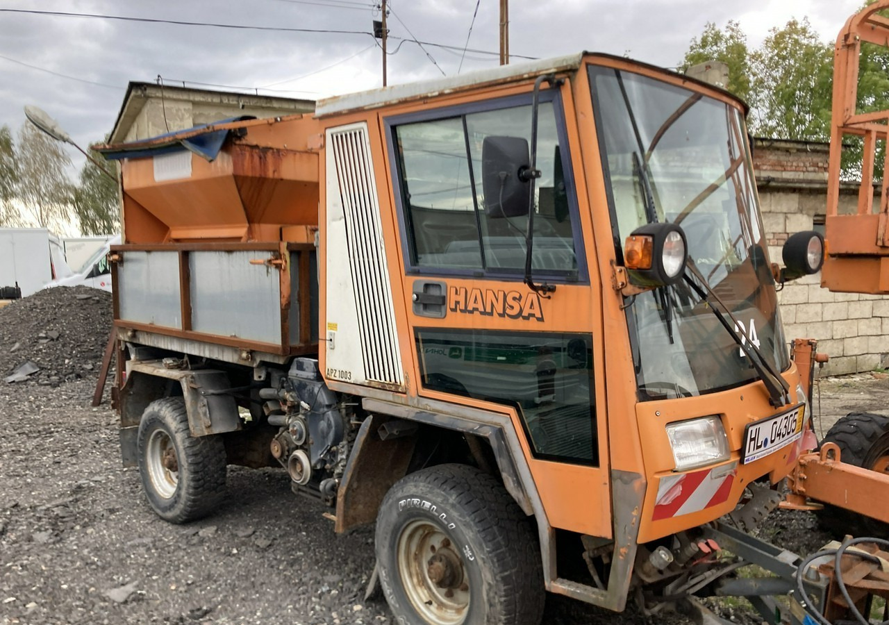 Inna Inny Hansa 4X4 pług posypywarka wywrotka - Εκχιονιστικό μηχάνημα: φωτογραφία 1 Inna Inny Hansa 4X4 pług posypywarka wywrotka - Εκχιονιστικό μηχάνημα: φωτογραφία 1