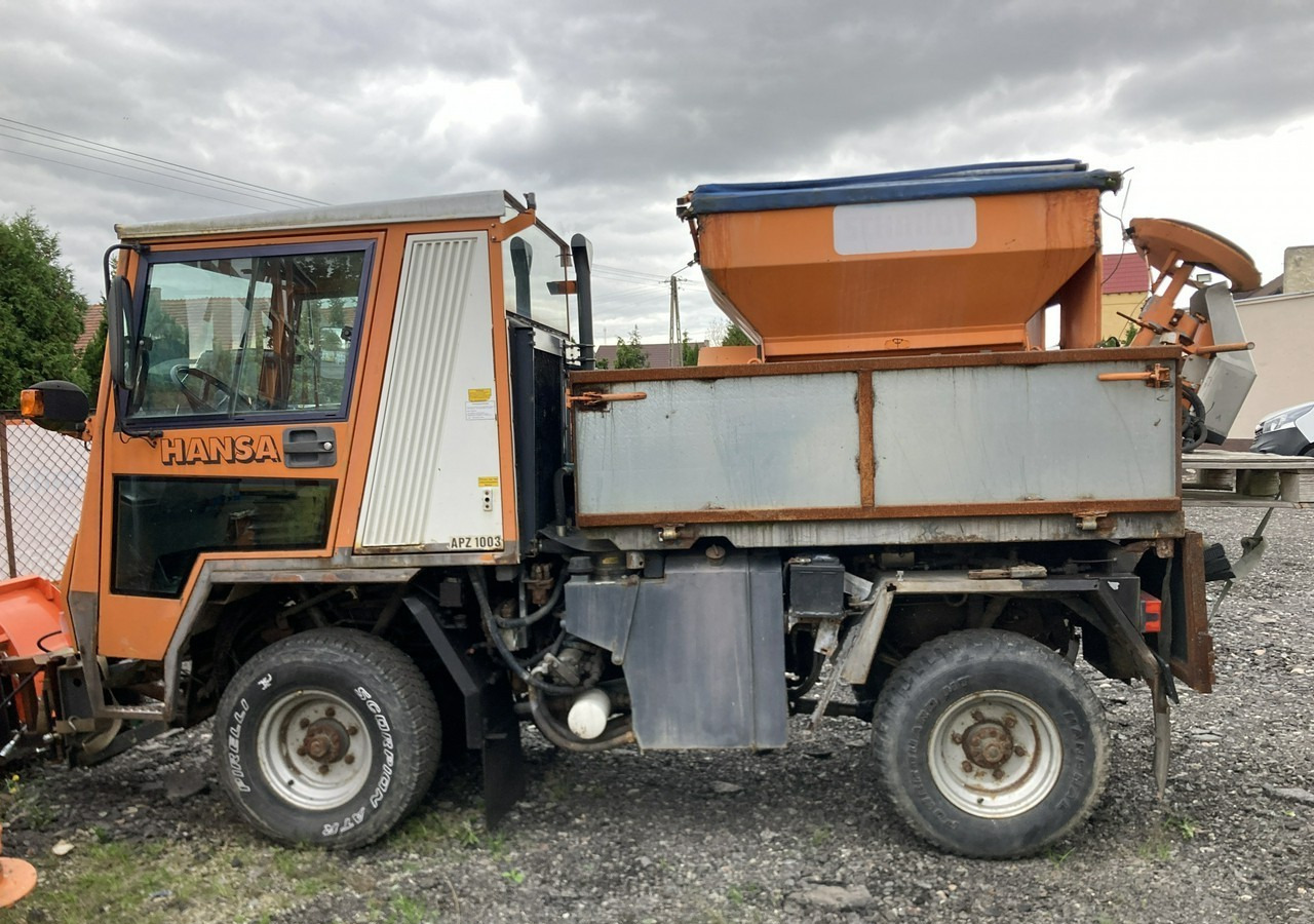 Inna Inny Hansa 4X4 pług posypywarka wywrotka - Εκχιονιστικό μηχάνημα: φωτογραφία 5 Inna Inny Hansa 4X4 pług posypywarka wywrotka - Εκχιονιστικό μηχάνημα: φωτογραφία 5