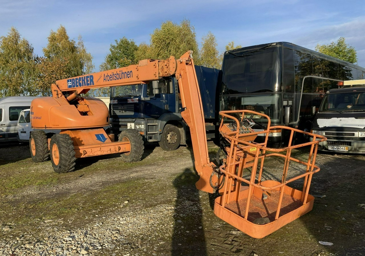 Inna Inny Podnośnik koszowy Haulotte H23 zwyżka 4x4 12082 mg 23 metrów - Τηλεσκοπικό ανυψωτικό: φωτογραφία 4 Inna Inny Podnośnik koszowy Haulotte H23 zwyżka 4x4 12082 mg 23 metrów - Τηλεσκοπικό ανυψωτικό: φωτογραφία 4