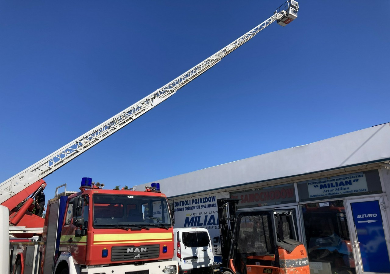 MAN L 2000 MAN 15,280 Straż pożarna drabina Strażacka zwyżka 32m Metz Model 20 - Πυροσβεστικό όχημα: φωτογραφία 4 MAN L 2000 MAN 15,280 Straż pożarna drabina Strażacka zwyżka 32m Metz Model 20 - Πυροσβεστικό όχημα: φωτογραφία 4