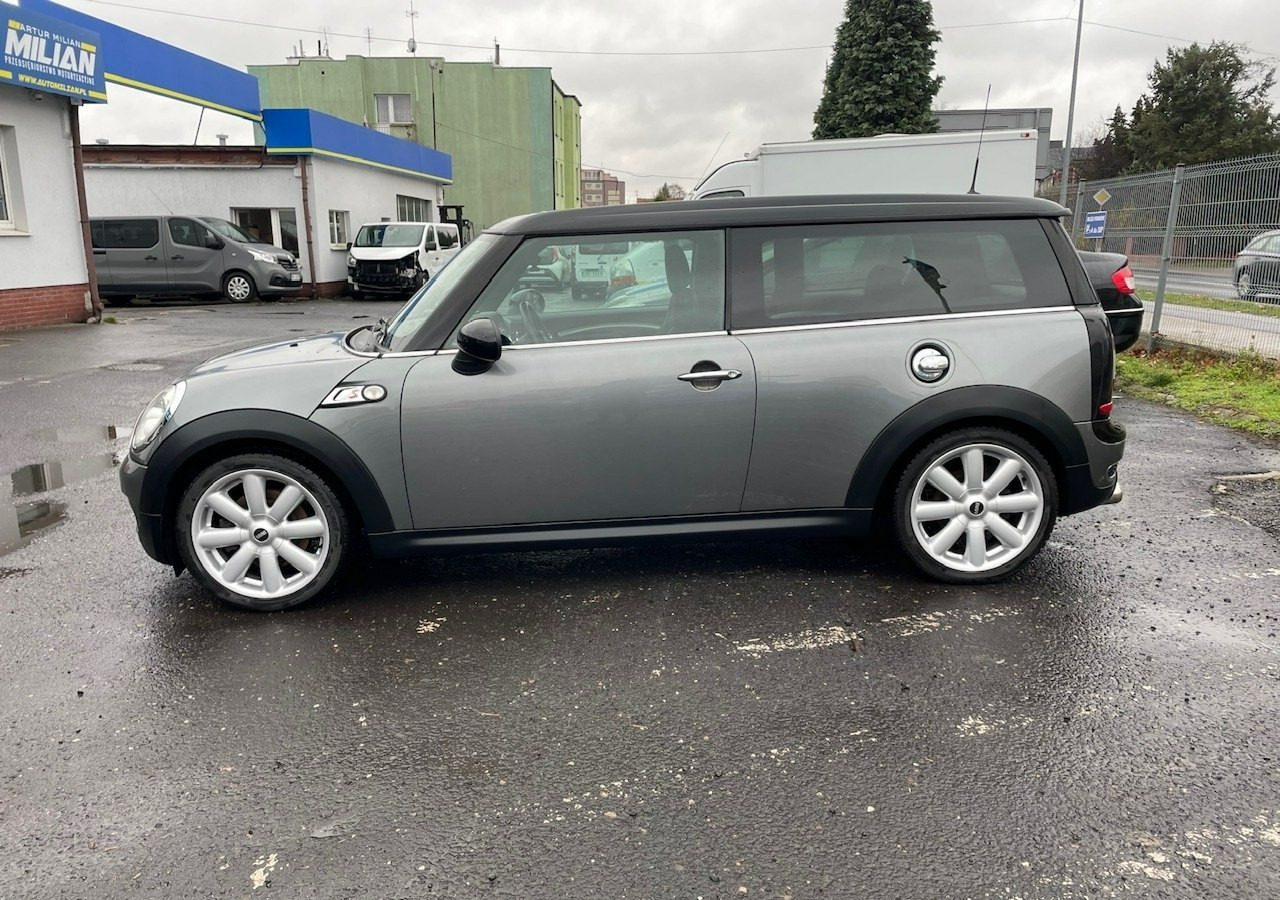 MINI Clubman I Clubman S 1.6 174KM Bogate wyposażenie 96tKM 2009 - Hatchback: φωτογραφία 2 MINI Clubman I Clubman S 1.6 174KM Bogate wyposażenie 96tKM 2009 - Hatchback: φωτογραφία 2