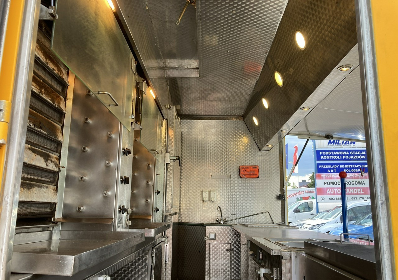 Mercedes-Benz Sprinter Autosklep Grill kurczak Gastronomiczny Food Truck Foodtruck sklep 20 - Αυτοκινούμενη καντίνα: φωτογραφία 3 Mercedes-Benz Sprinter Autosklep Grill kurczak Gastronomiczny Food Truck Foodtruck sklep 20 - Αυτοκινούμενη καντίνα: φωτογραφία 3