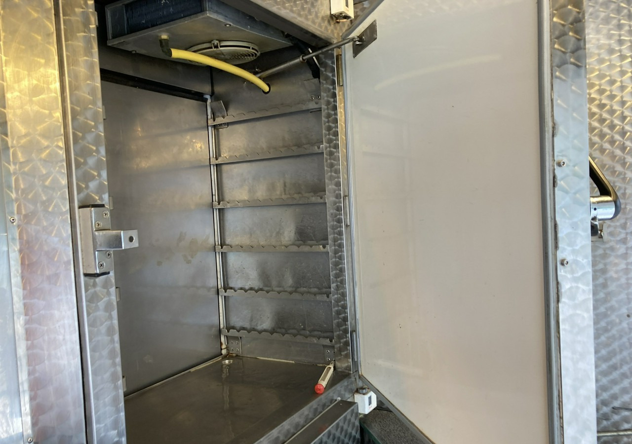 Αυτοκινούμενη καντίνα Mercedes-Benz Sprinter Autosklep Grill kurczak Gastronomiczny Food Truck Foodtruck sklep 20: φωτογραφία 19