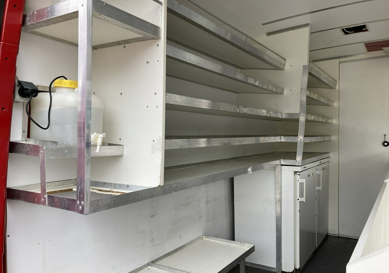 Mercedes-Benz Sprinter Autosklep pieczywa sklep Bar Gastronomiczny Food Truck Foodtruck 201 - Αυτοκινούμενη καντίνα: φωτογραφία 5 Mercedes-Benz Sprinter Autosklep pieczywa sklep Bar Gastronomiczny Food Truck Foodtruck 201 - Αυτοκινούμενη καντίνα: φωτογραφία 5