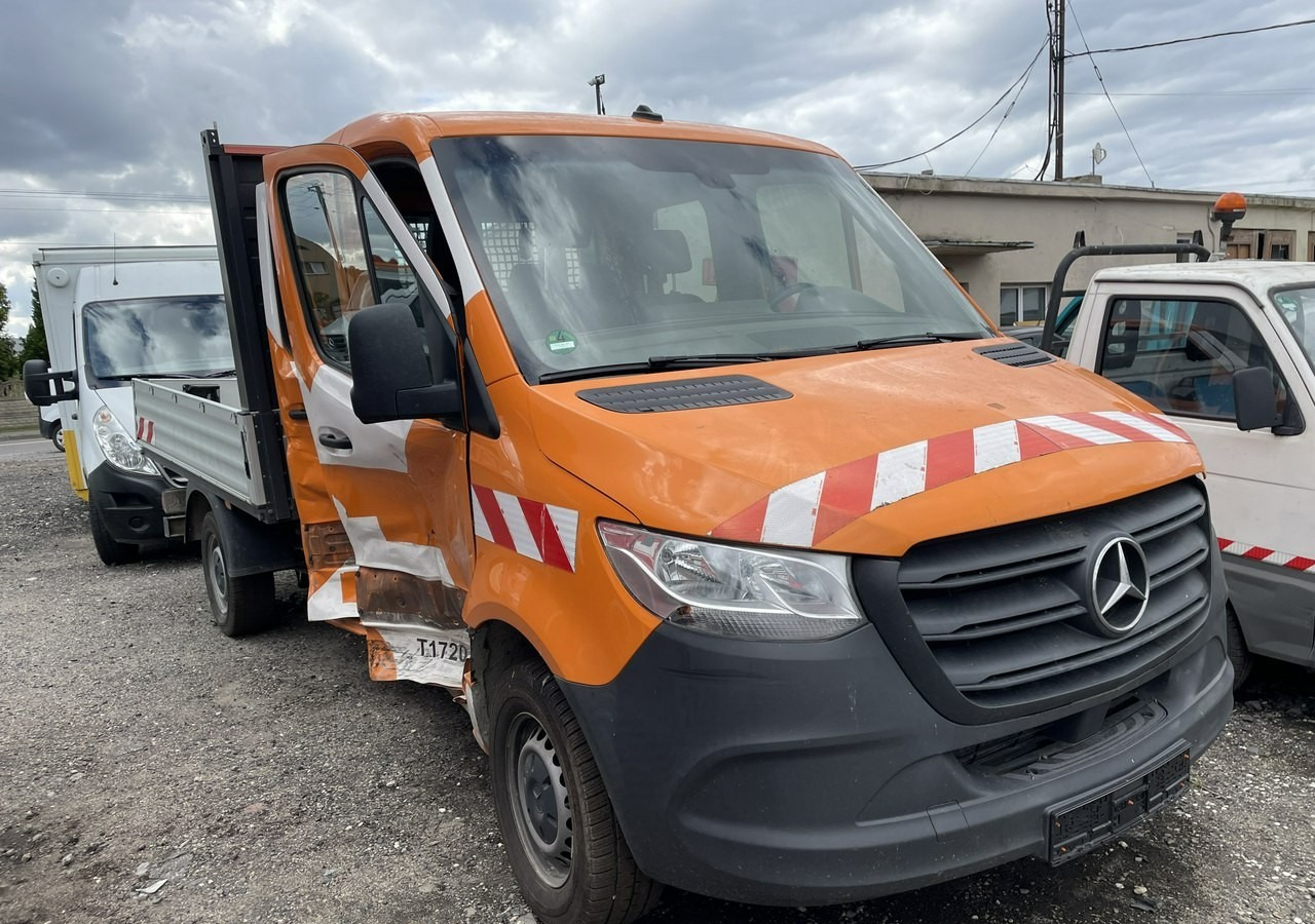Mercedes-Benz Sprinter Sprinter 314 Dokka Brygadówka 7-oso doka Klim skrzynia rama Model 20 - Μικρό φορτηγό με καρότσα, Διπλοκάμπινο ελαφρύ επαγγελματικό: φωτογραφία 2 Mercedes-Benz Sprinter Sprinter 314 Dokka Brygadówka 7-oso doka Klim skrzynia rama Model 20 - Μικρό φορτηγό με καρότσα, Διπλοκάμπινο ελαφρύ επαγγελματικό: φωτογραφία 2