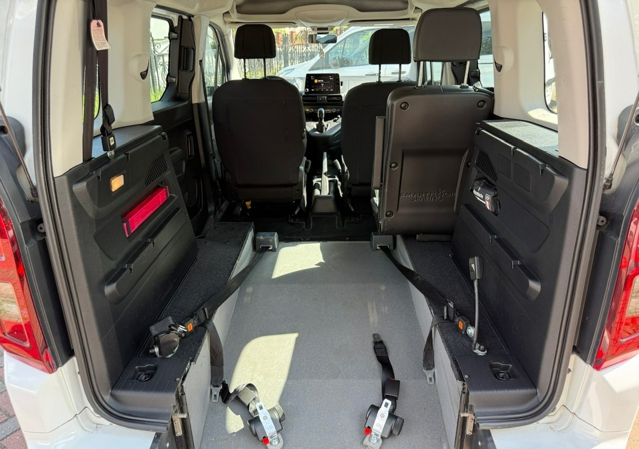 Opel Combo IV Combo Life Combo do przewozu Niepełnosprawnych inwalida rampa Model 2021 - Αυτοκίνητο: φωτογραφία 4 Opel Combo IV Combo Life Combo do przewozu Niepełnosprawnych inwalida rampa Model 2021 - Αυτοκίνητο: φωτογραφία 4