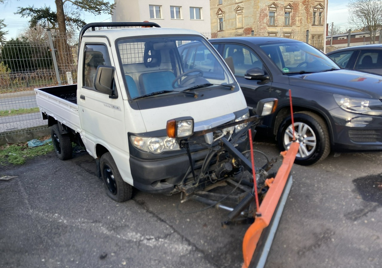Piaggio Piaggio Porter 4X4 Skrzynia odśnieżarka Pług 2011 - Εκχιονιστικό μηχάνημα: φωτογραφία 2 Piaggio Piaggio Porter 4X4 Skrzynia odśnieżarka Pług 2011 - Εκχιονιστικό μηχάνημα: φωτογραφία 2