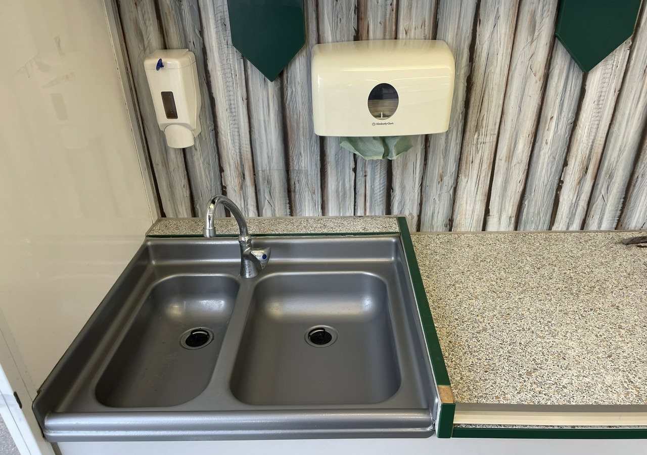 Αυτοκινούμενη καντίνα Renault Master Autosklep Gastronomiczny Food Truck Foodtruck sklep W-zasil 2015: φωτογραφία 10