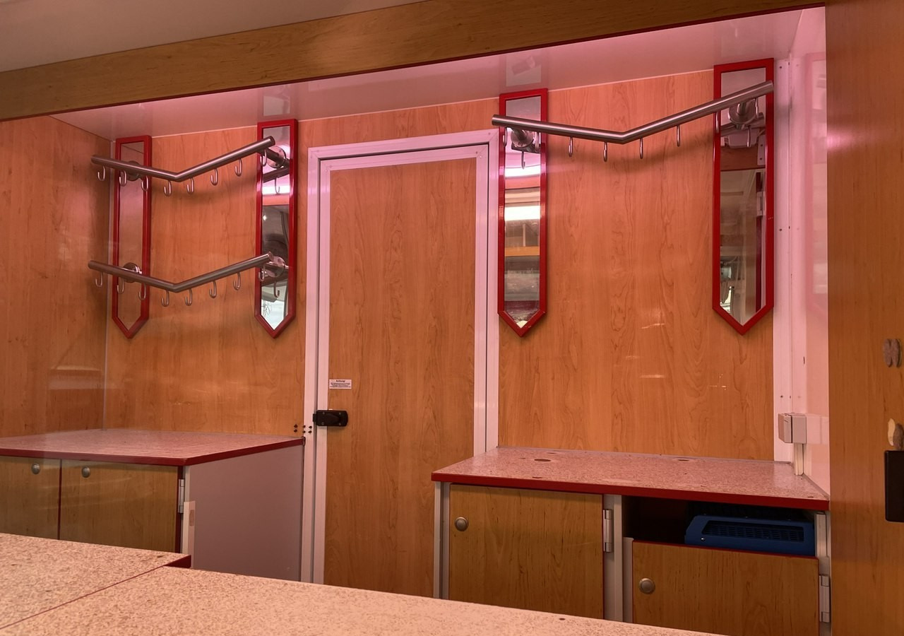 Renault Master Autosklep Wędli Gastronomiczny Food Truck Foodtruck sklep W-zasil 20 - Αυτοκινούμενη καντίνα: φωτογραφία 4 Renault Master Autosklep Wędli Gastronomiczny Food Truck Foodtruck sklep W-zasil 20 - Αυτοκινούμενη καντίνα: φωτογραφία 4