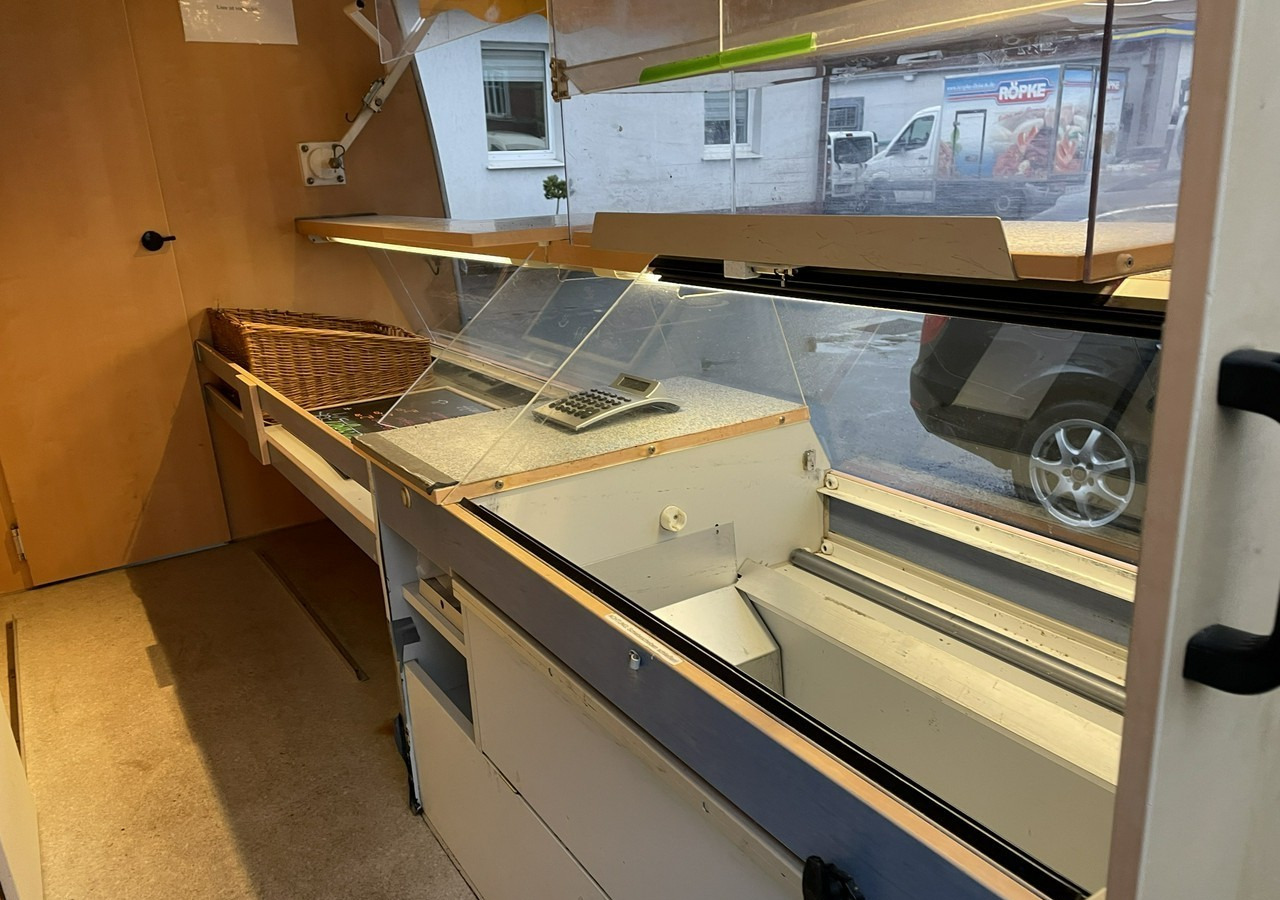 Renault Master Autosklep pieczywa Sklep Gastronomiczny Food Truck Foodtruck 2009 - Αυτοκινούμενη καντίνα: φωτογραφία 5 Renault Master Autosklep pieczywa Sklep Gastronomiczny Food Truck Foodtruck 2009 - Αυτοκινούμενη καντίνα: φωτογραφία 5