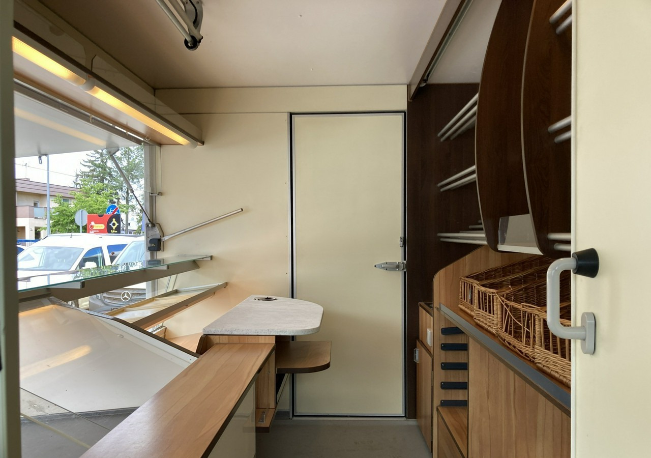 Renault Master Autosklep sklep bar Gastronomiczny Food Truck Foodtruck Borco 2012 - Αυτοκινούμενη καντίνα: φωτογραφία 5 Renault Master Autosklep sklep bar Gastronomiczny Food Truck Foodtruck Borco 2012 - Αυτοκινούμενη καντίνα: φωτογραφία 5