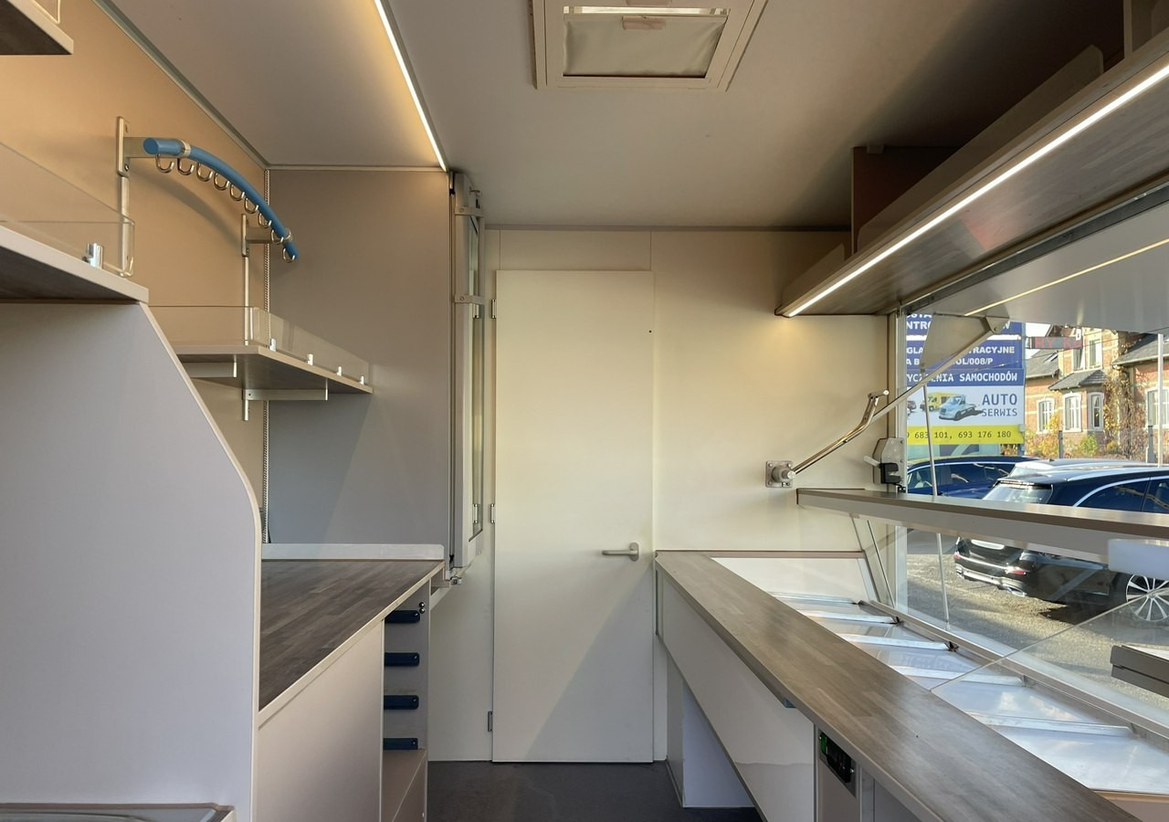 Renault Master Autosklep wędlin Gastronomiczny Food Truck Foodtruck Sklep Borco 201 - Αυτοκινούμενη καντίνα: φωτογραφία 4 Renault Master Autosklep wędlin Gastronomiczny Food Truck Foodtruck Sklep Borco 201 - Αυτοκινούμενη καντίνα: φωτογραφία 4