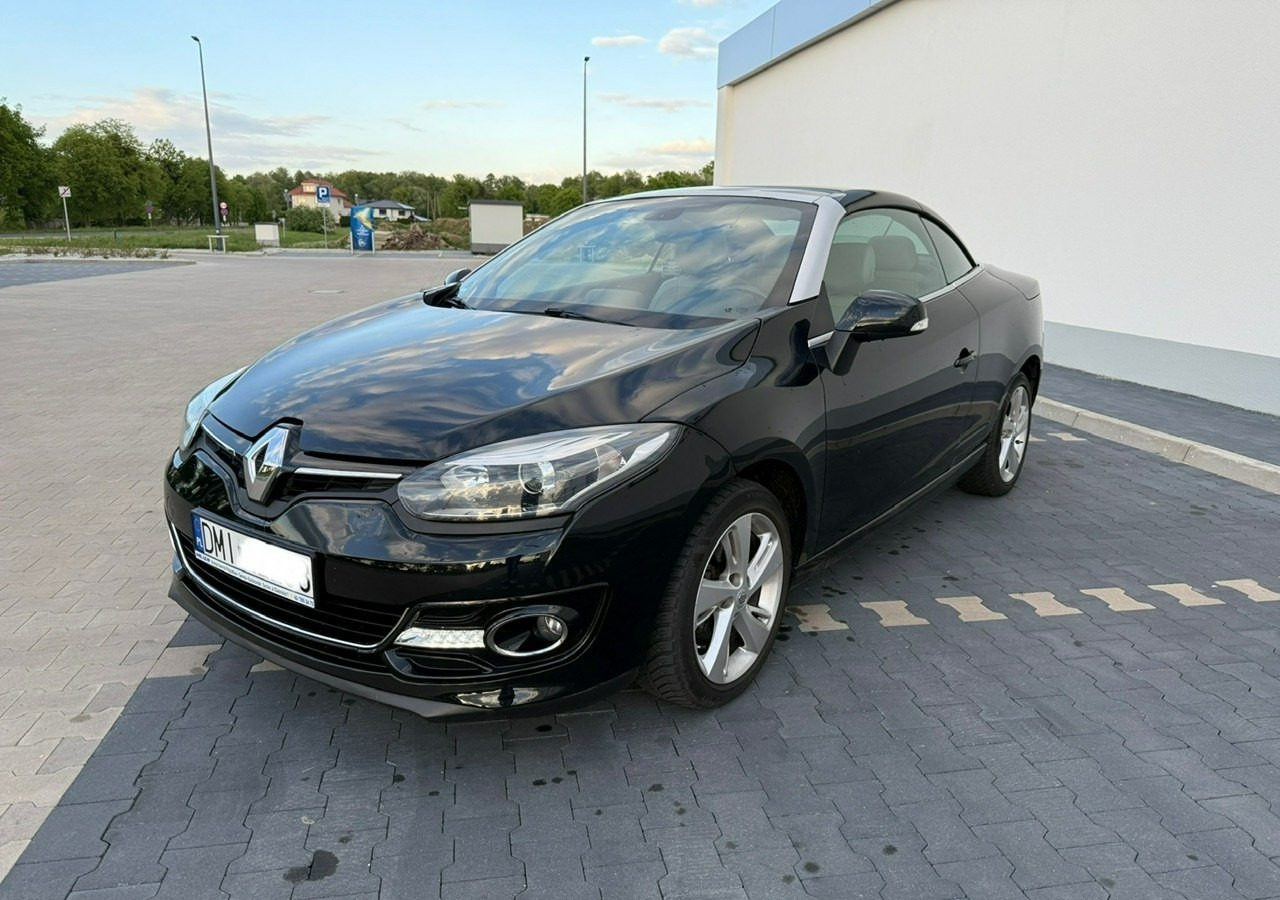 Renault Megane III Cabrio LIFT III 1.2 TCE 131 Skóra Led Navi PDC Bogate wyposażenie 20 - Αυτοκίνητο: φωτογραφία 5 Renault Megane III Cabrio LIFT III 1.2 TCE 131 Skóra Led Navi PDC Bogate wyposażenie 20 - Αυτοκίνητο: φωτογραφία 5